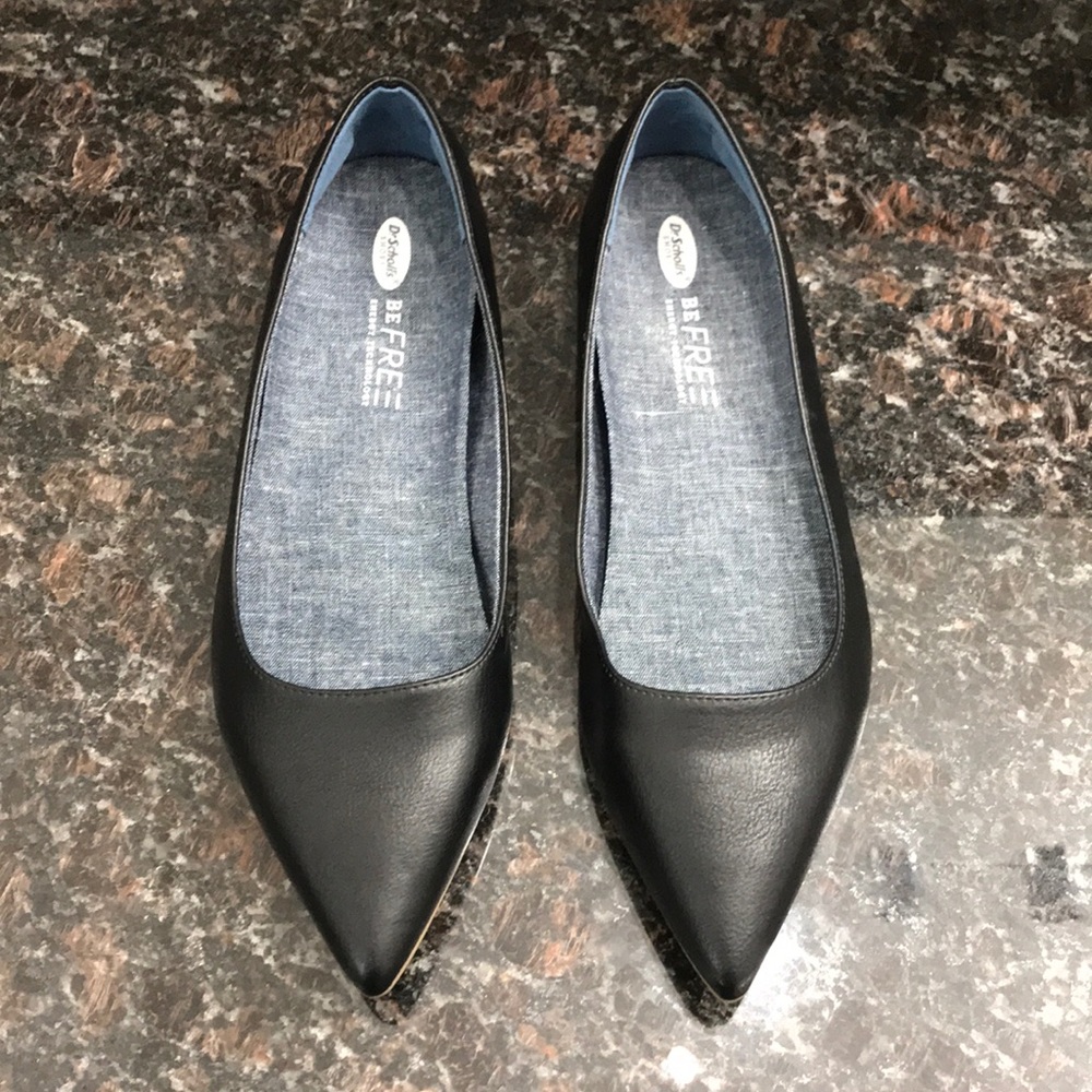Dr. Scholl’s Pointed Black Flats